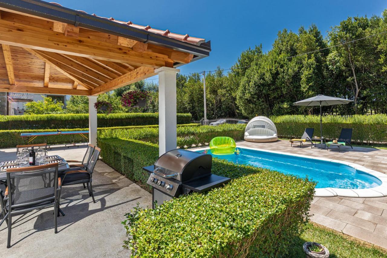 Paradise With Swimming Pool