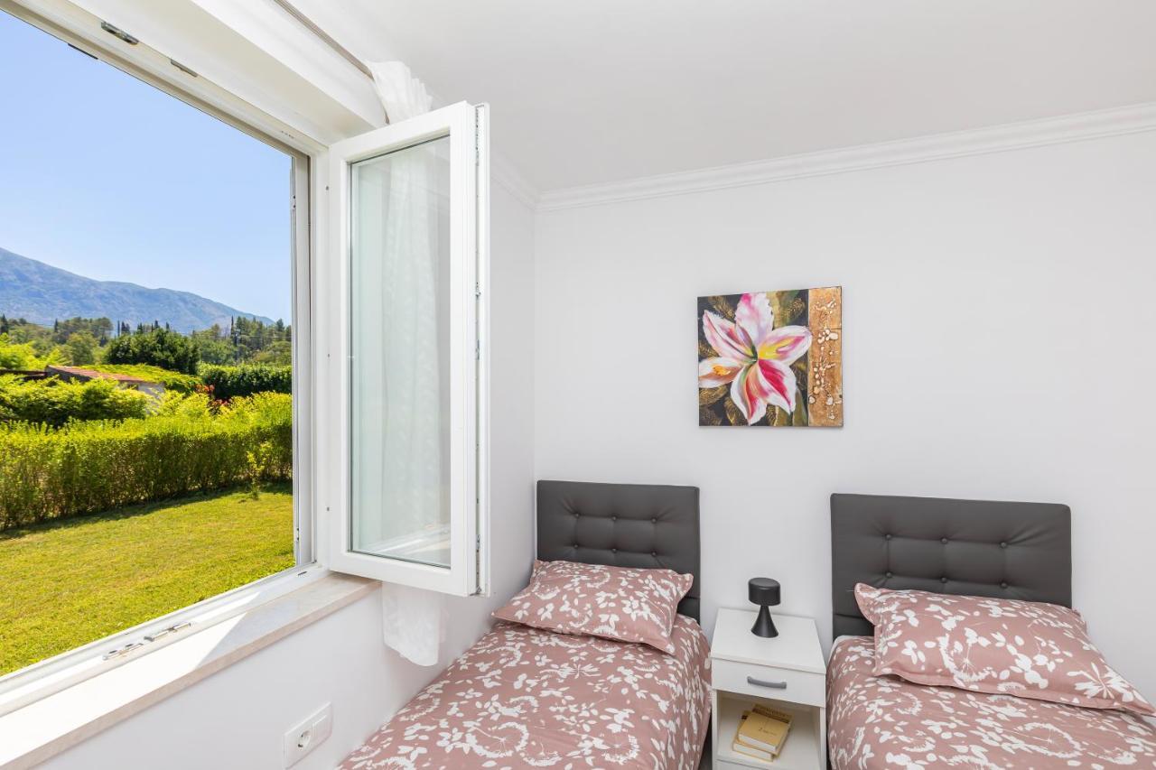 Apartment Paradise With Swimming Pool Gruda
